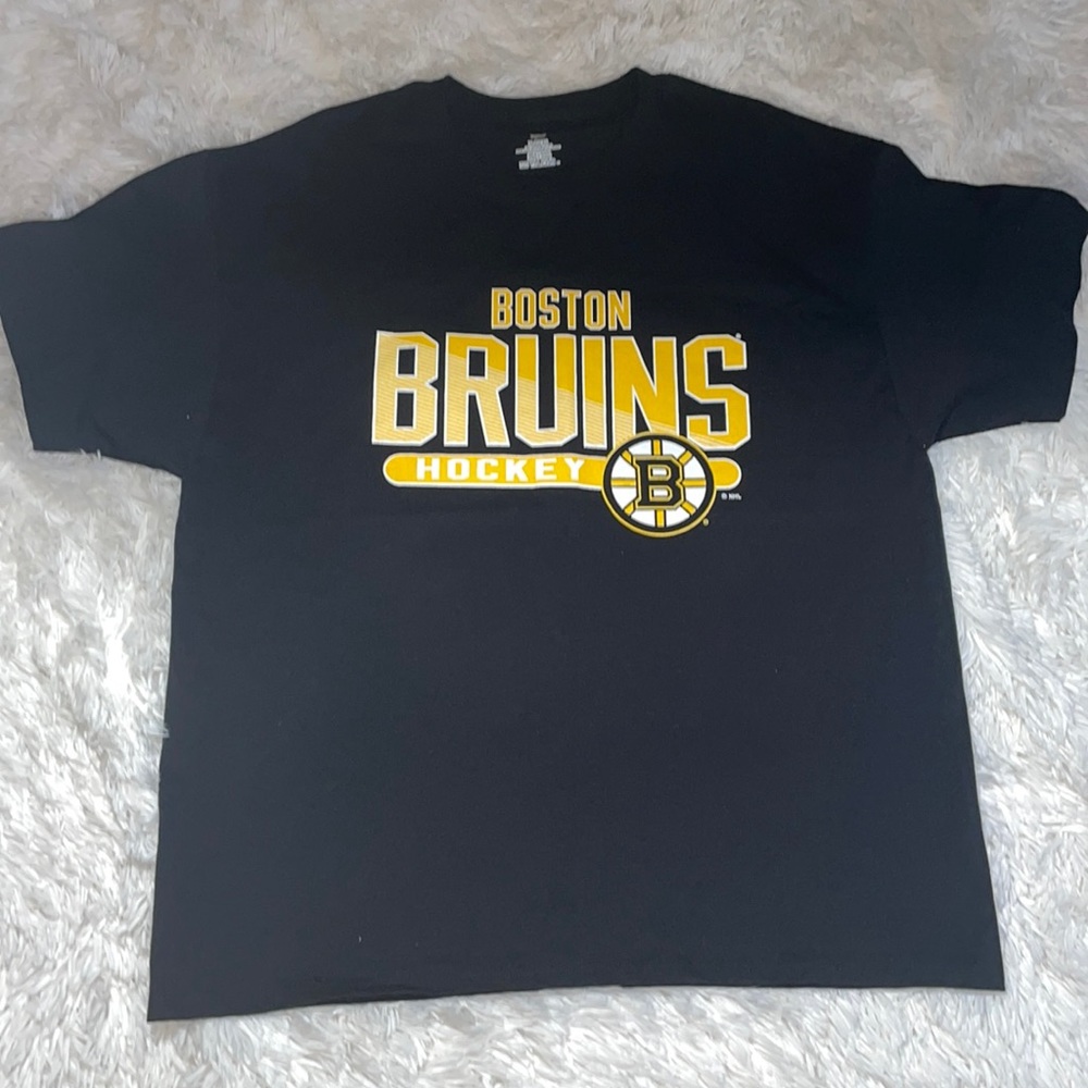 Over sized Boston Bruins tee